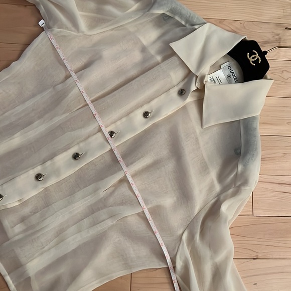CHANEL Cream Long Sleeve Blouse Size 46 beautiful 88% wool 12% nylon - Picture 12 of 14